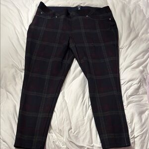 Peter Nygard Black Slims Trousers